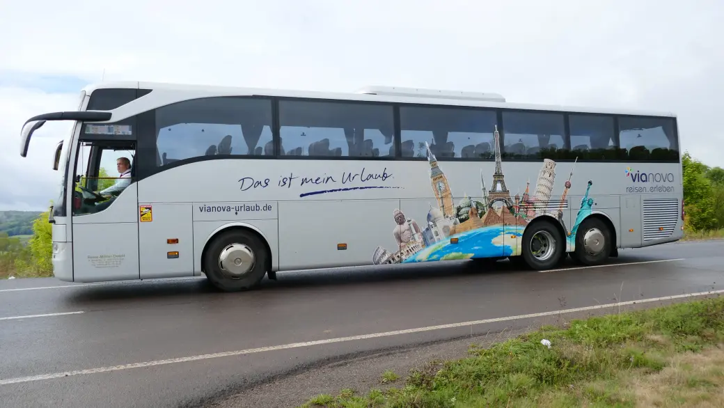 4* Komfort-Bus
