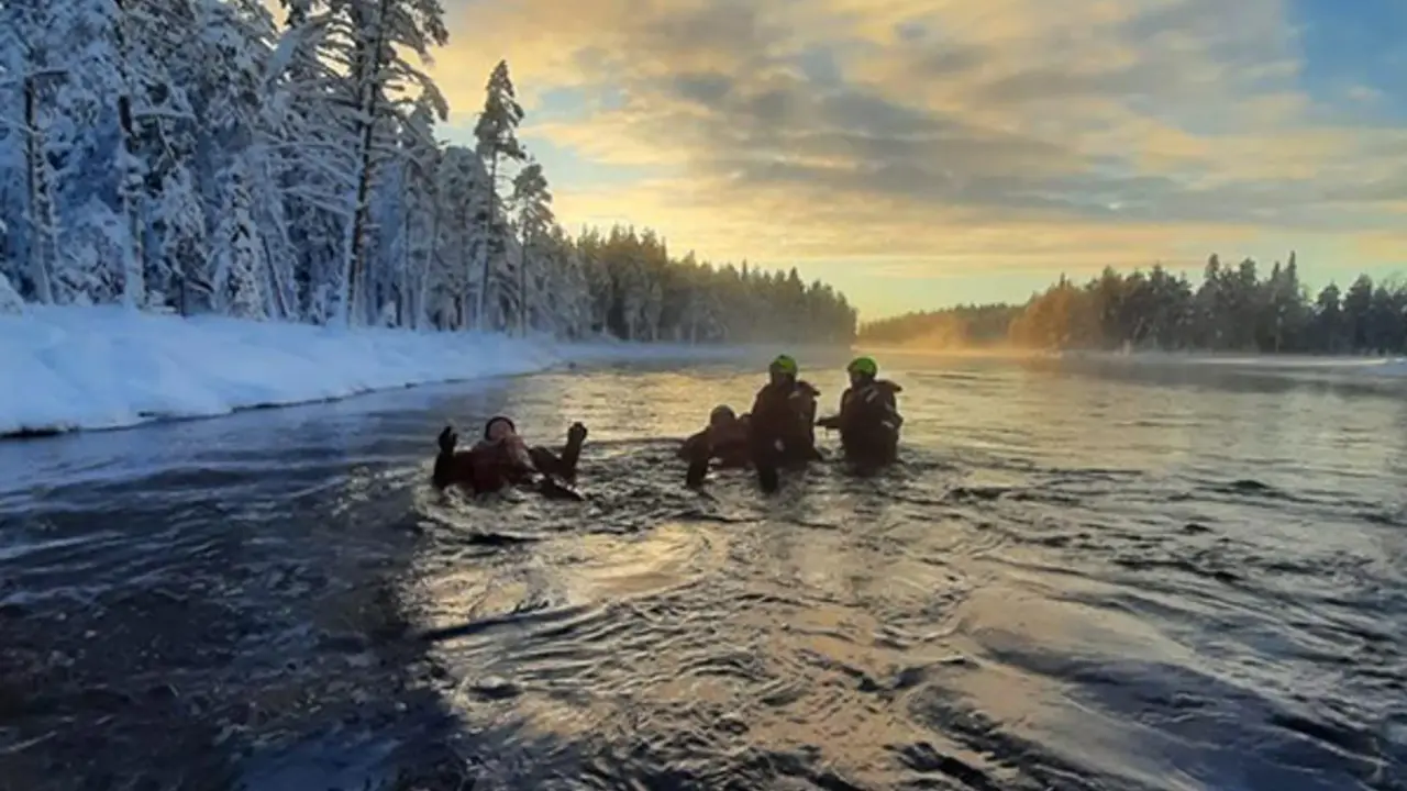 River Floating im Oulanka Nationalpark in Finnland