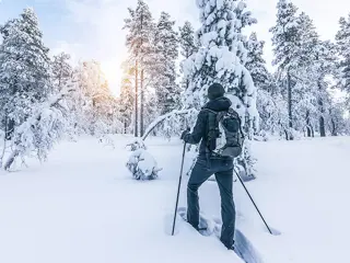 Zehn Jahre Winterzauber in Lappland: vianova startet Buchung für Jubiläumssaison 2025/26